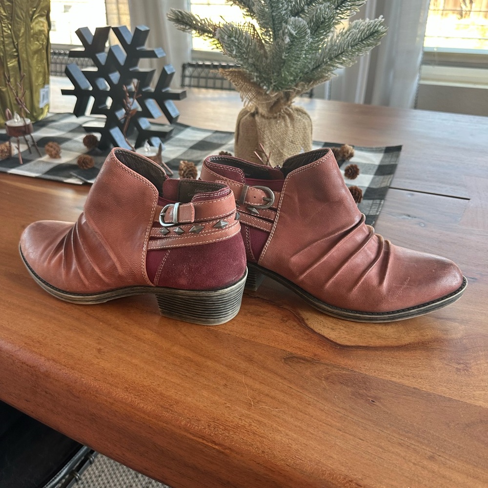 Women’s Ankle Booties in Distressed Rose Brown - Comfortable Casual Style